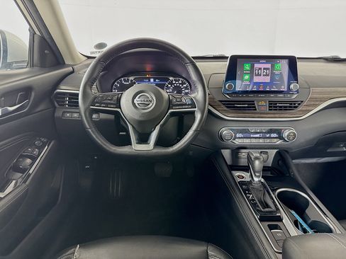 Used 2020 Nissan Altima 2.5 SL FWD image 28
