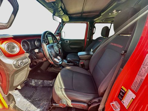 Used 2022 Jeep Wrangler Unlimited Rubicon AWD/4WD image 13