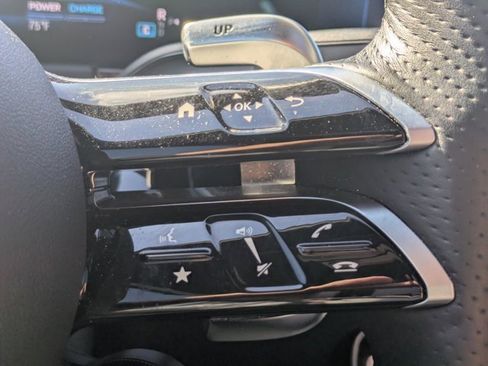 Used 2025 Mercedes-Benz GLA 35 AMG 4MATIC image 22