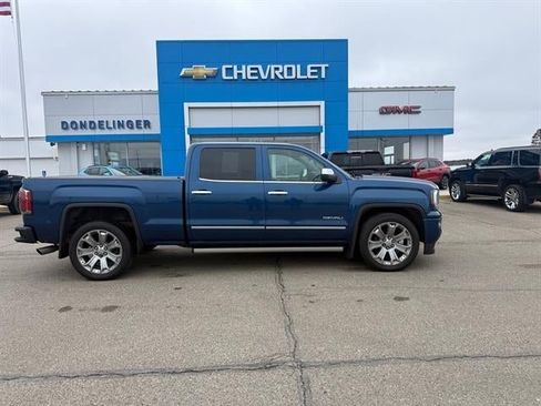 Used 2017 GMC Sierra 1500 Denali w/ Denali Ultimate Package AWD/4WD image 1