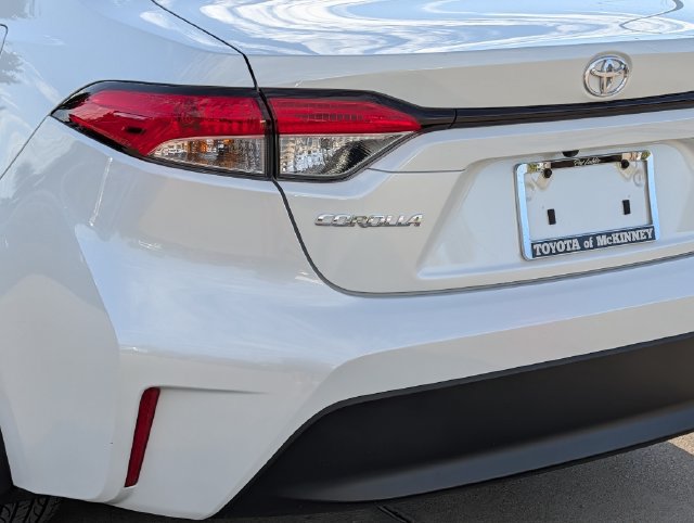 Certified 2026 Toyota Corolla LE w/ LE Premium Package FWD image 8