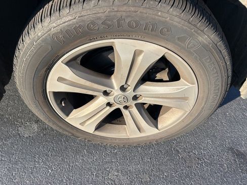 Used 2012 Toyota Highlander Limited image 2