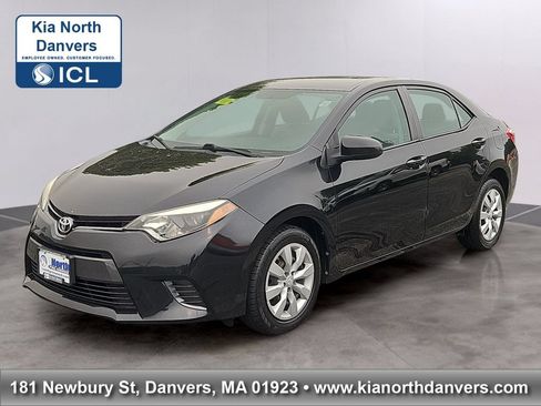 Used 2015 Toyota Corolla LE FWD image 1
