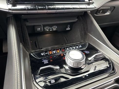 Certified 2024 Jeep Grand Wagoneer L Series II w/ Quick Order Packagew 28T image 71