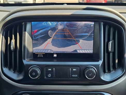 Used 2019 Chevrolet Colorado Z71 AWD/4WD image 21