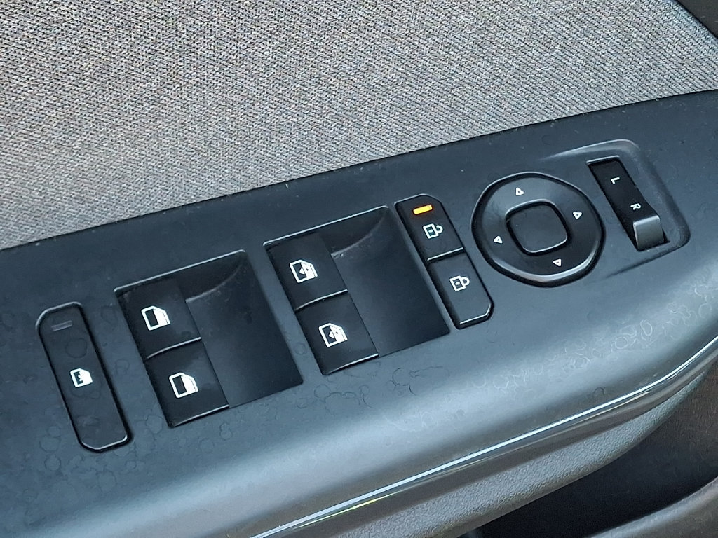 Certified 2025 Kia K4 EX FWD image 25