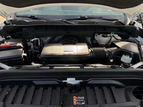 Used 2024 GMC Sierra 1500 SLT image 27