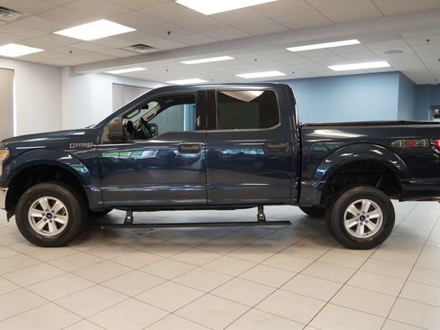 Used 2017 Ford F150 XLT AWD/4WD image 2