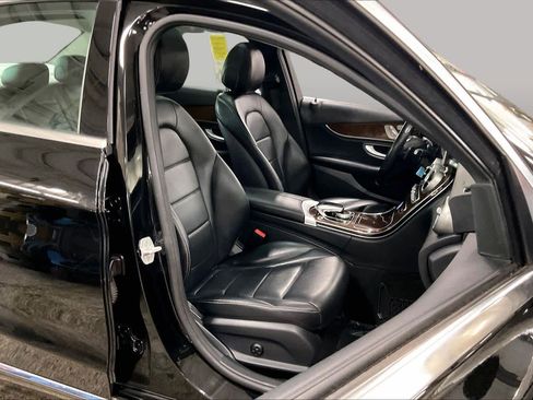 Used 2015 Mercedes-Benz C 300 4MATIC Sedan image 9