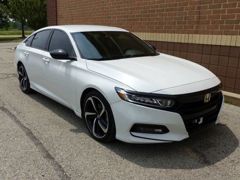 Used 2020 Honda Accord Sport image 12