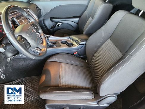 Used 2021 Dodge Challenger SXT w/ Blacktop Package image 20