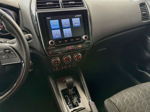 Used 2026 Mitsubishi Outlander Sport LE AWD/4WD image 13