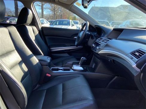 Used 2013 Honda Crosstour EX-L image 28