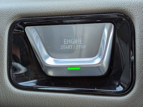 New 2026 GMC Yukon XL Denali w/ Denali Reserve Package image 35