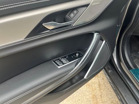 New 2024 Jaguar XF R-Dynamic SE AWD/4WD image 11