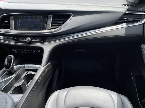 Used 2020 Buick Enclave Essence w/ Trailering Package, 5000 lbs. FWD image 28