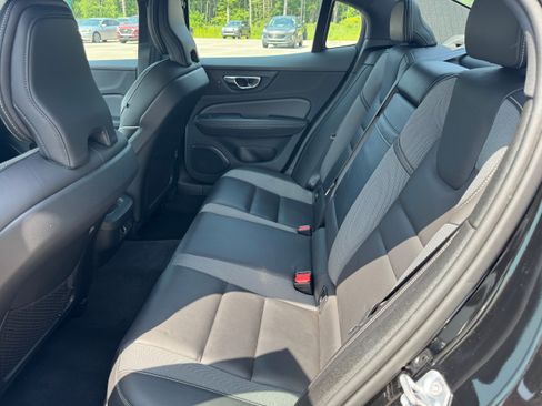 Used 2019 Volvo S60 T6 R-Design AWD/4WD image 13