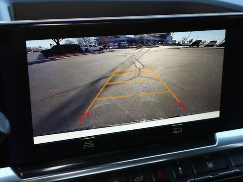 Used 2025 Chevrolet Silverado 1500 LT image 20