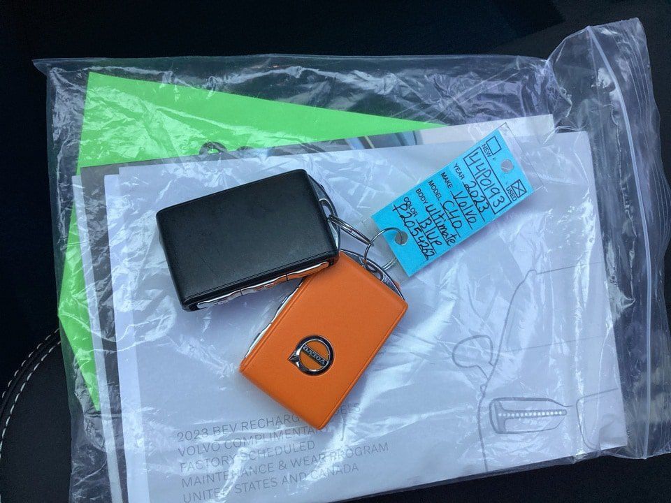 Certified 2023 Volvo C40 P8 Recharge Ultimate AWD/4WD image 38