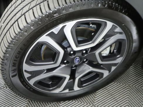 Used 2024 Subaru Ascent Limited w/ Technology Package image 19