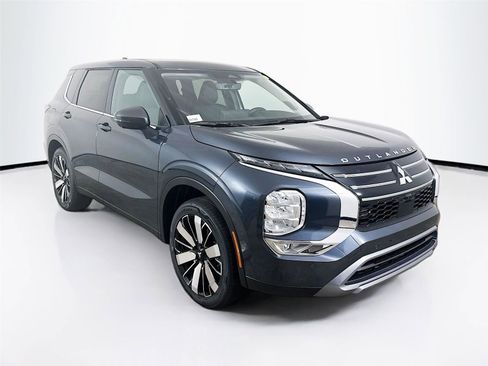 New 2026 Mitsubishi Outlander SE image 31