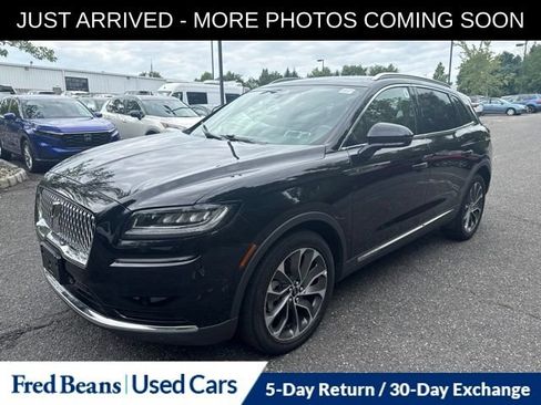 Used 2023 Lincoln Nautilus Reserve w/ Equipment Group 201A AWD/4WD image 3