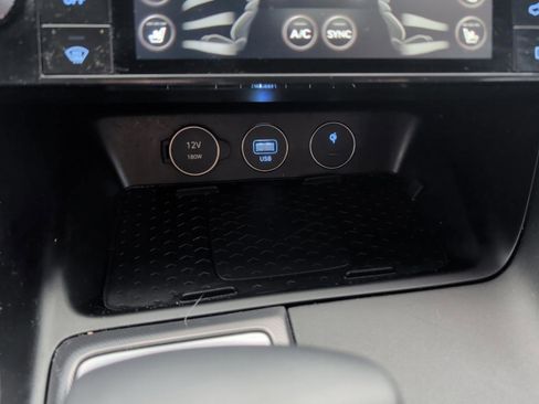 Used 2024 Genesis G70 2.5T w/ Sport Prestige Package image 16