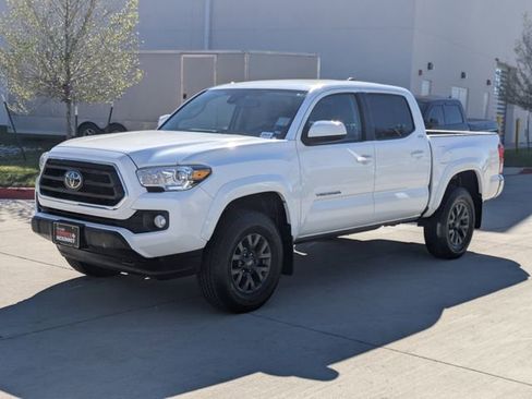 Used 2023 Toyota Tacoma SR5 image 11