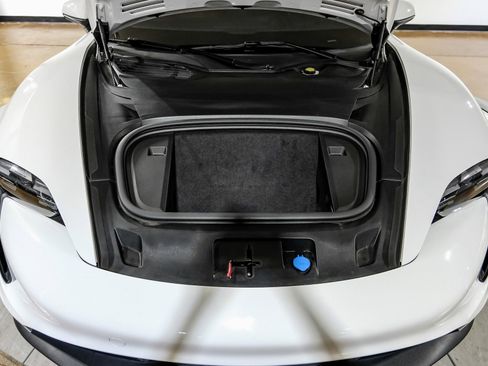 Used 2023 Porsche Taycan image 50