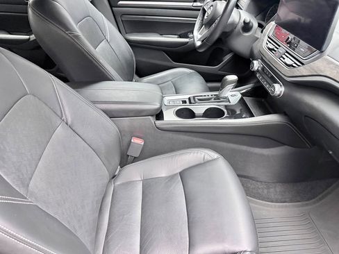 Used 2023 Nissan Altima 2.5 SL image 11