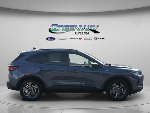 New 2026 Ford Escape ST-Line image 8