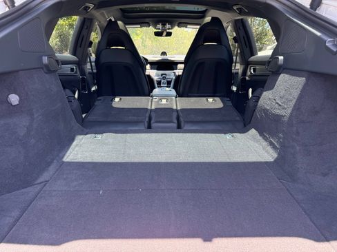 Certified 2023 Porsche Panamera Platinum Edition RWD image 34