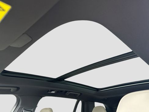 New 2026 Volvo XC90 B5 Core image 20