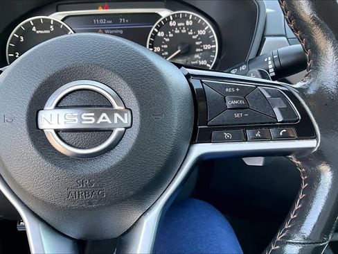 Used 2024 Nissan Altima 2.5 SR FWD image 25