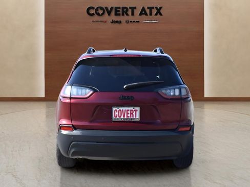 Used 2020 Jeep Cherokee Latitude Plus image 4