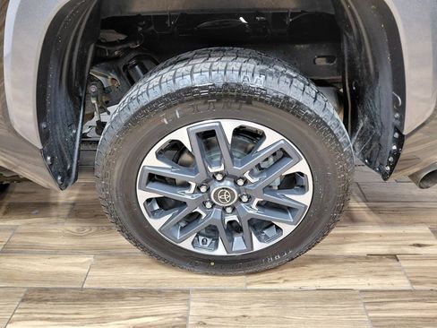 Used 2023 Toyota Tundra Limited image 25