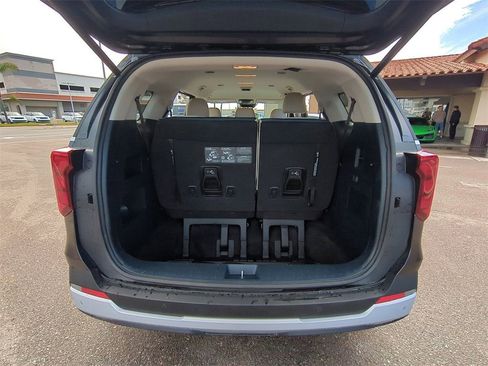 Certified 2026 Kia Carnival EX image 25