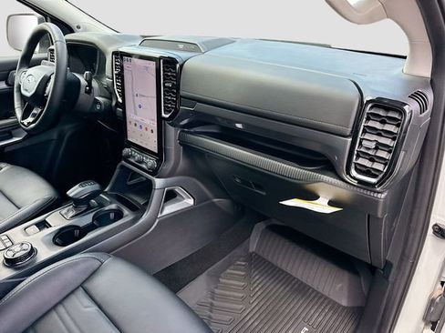 Used 2024 Ford Ranger Lariat w/ FX4 Off-Road Package AWD/4WD image 27