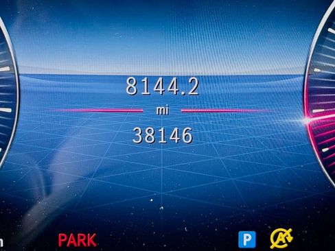 Used 2024 Mercedes-Benz GLE 350 4MATIC image 22