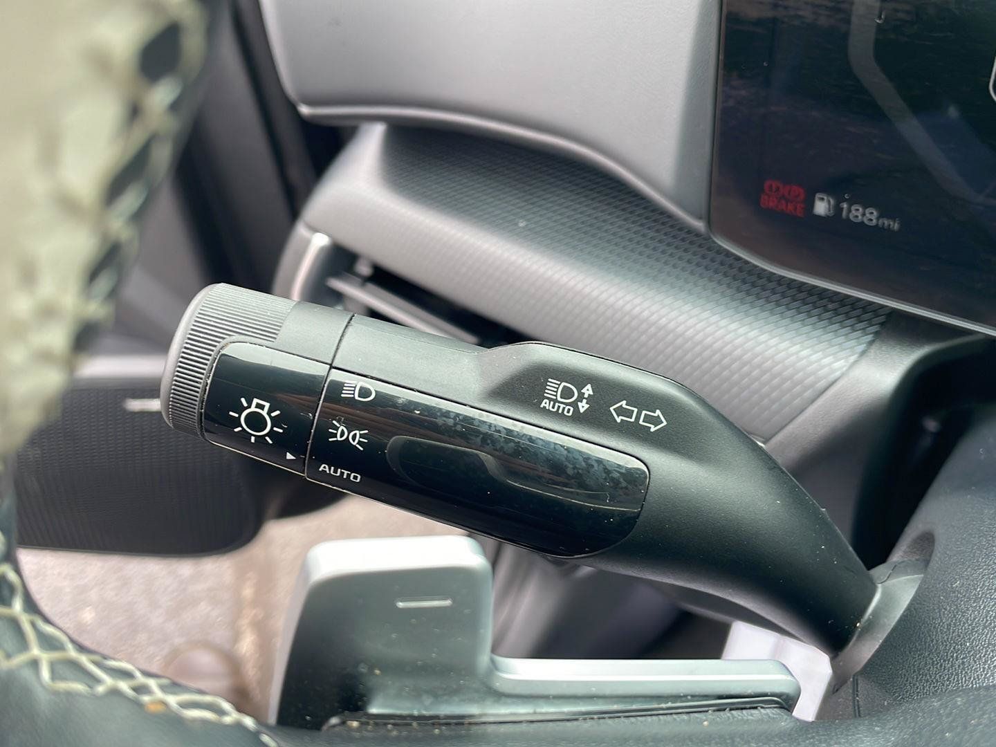 Used 2025 Kia K4 GT-Line w/ GT-Line Premium Package FWD image 18