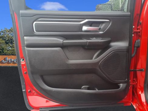 Used 2025 RAM 1500 Big Horn AWD/4WD image 27
