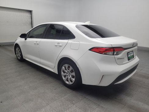 Used 2022 Toyota Corolla LE FWD image 5