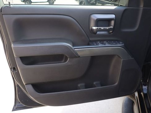 Used 2018 Chevrolet Silverado 1500 LT w/ All Star Edition AWD/4WD image 10