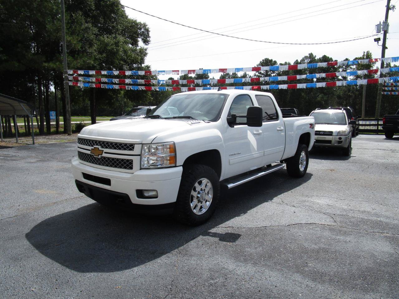 Used 2012 Chevrolet Silverado 2500 LTZ w/ LTZ Plus Package AWD/4WD image 3