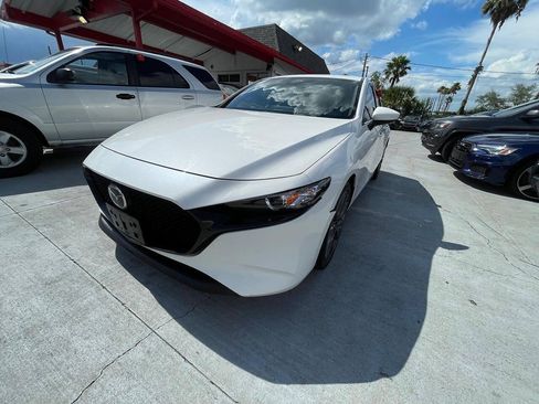 Used 2024 MAZDA MAZDA3 s FWD image 2