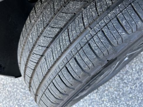 New 2025 Hyundai Tucson Limited image 12