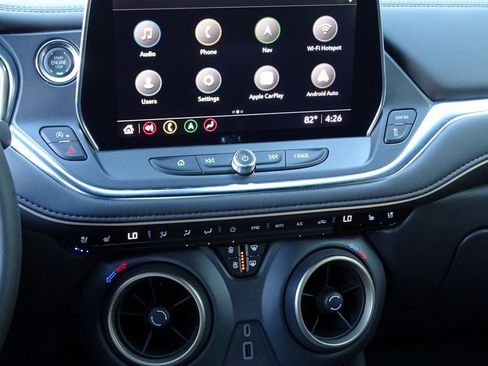 Used 2025 Chevrolet Blazer Premier w/ Enhanced Convenience Package image 23