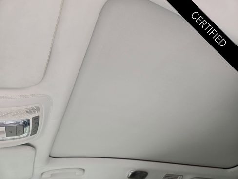 Used 2023 Mercedes-Benz Maybach GLS 600 4MATIC image 23