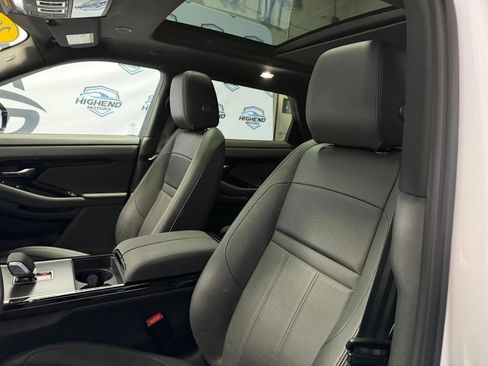 Used 2026 Land Rover Range Rover Evoque S image 16