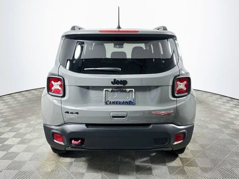 Used 2023 Jeep Renegade Trailhawk w/ Sun/Sound Group AWD/4WD image 4